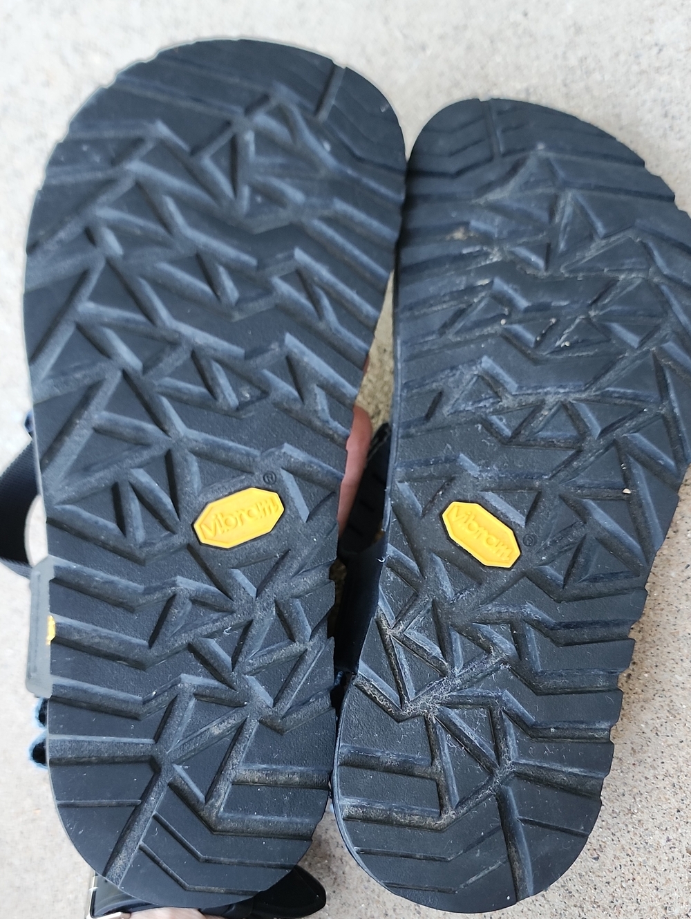 Vibram Bedrock Outdoor Sandals - Picture 15 of 17